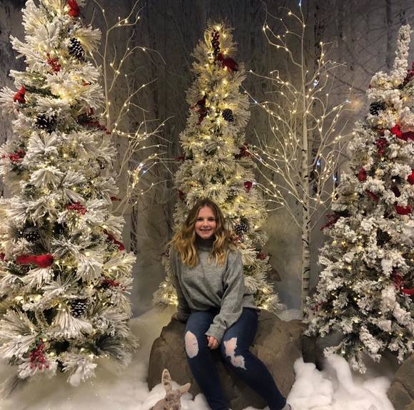 Meet your Posher, Avery - Picture 1 of 1